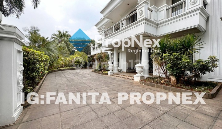 SUPER MURAH! Dijual rumah elite di Taman Golf,Lippo Karawaci Central. SUPER MURAH! Dijual rumah elite di Taman Golf,Lippo Karawaci Central.