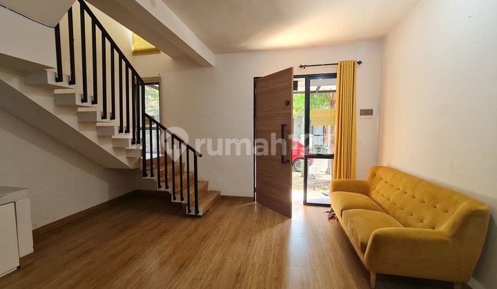 MURAH! DIJUAL Rumah bagus di Cendana Spring,Lippo Karawaci. 2