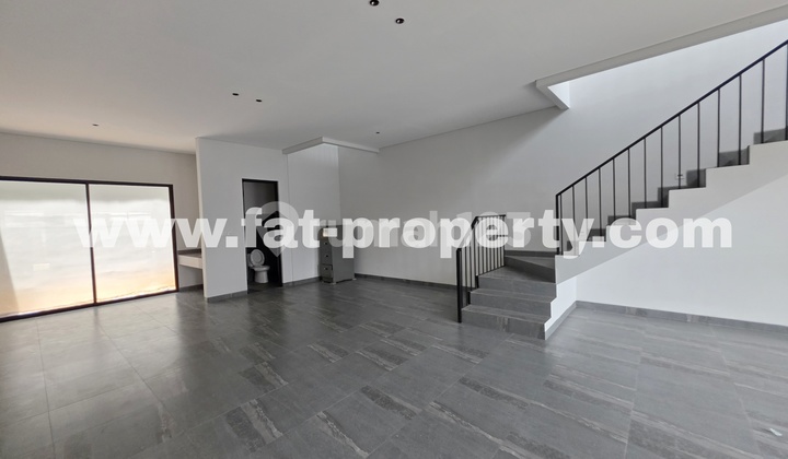 *Brand New!* *Cheapest Landed Home Office!* Jumbo Luxury Rukan for Sale on Jl Anggrek Garuda, Slipi, West Jakarta. 2