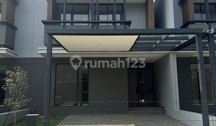For Sale House in Alam Sutera, Sutera Narada Village (Extension) 2