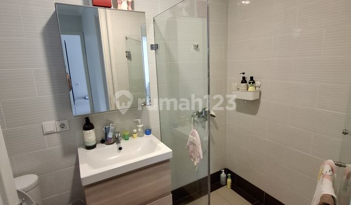 Dijual Rumah semi furnished Sutera Orlanda 2