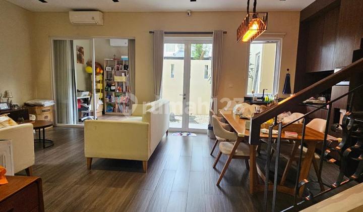 Dijual Cepat Rumah De Park Full Renov Cuma 4.95m