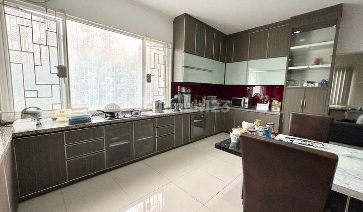 Hoek Bangunan Mandiri Foresta Bsd Siap Huni Furnished 2