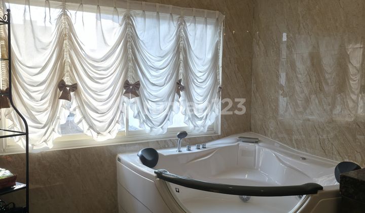 Rumah cantik dijual Sutera victoria Alam sutera Tangerang Selatan 2