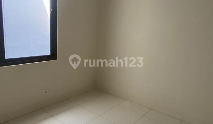 FOR SALE Rumah Rapi 3 lantai @Whelford Greenwich BSD 2