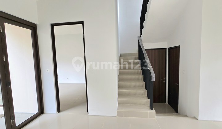 CitraGardenSerpong L6, brand new handover, excellent location near the sports club. 2