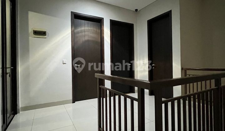 Jarang Ada di Eminent Bsd Lebar 9, Rapi Terawat 2