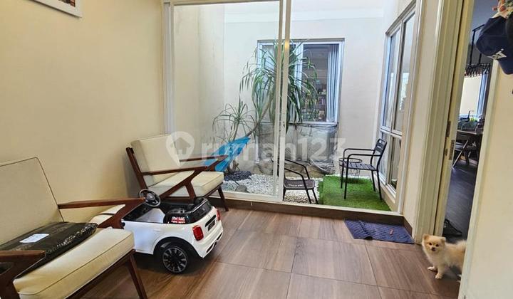 Dijual Cepat Rumah De Park Full Renov Cuma 4.95m 2