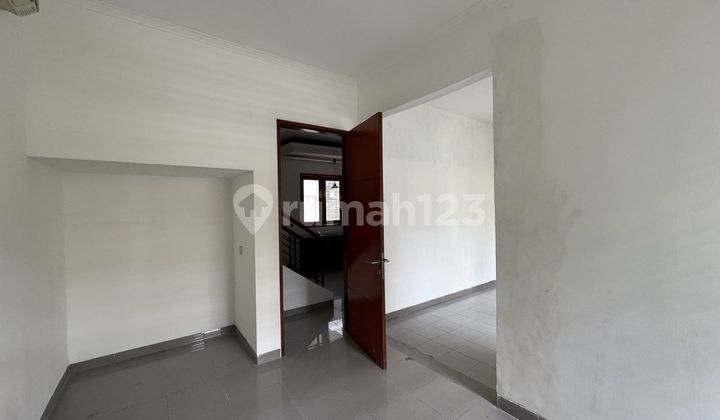 BSD The Green Cluster Vineyard Terraced House with a spacious garden 2