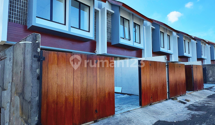 Exclusive Villa Style Tropical Houses on Jl. Tibung Sari, Dalung, Kuta Utara, Bali