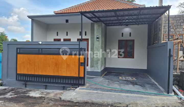 New Ready-to-Occupy House on Jl. Abianbase Near Kapal Hospital and Puspem Badung Bali