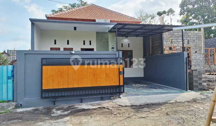 New Ready-to-Occupy House on Jl. Abianbase Near Kapal Hospital and Puspem Badung Bali