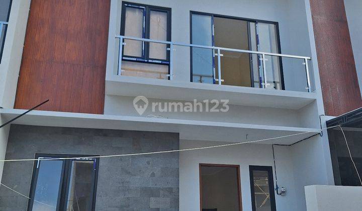 Rumah 2 Lantai Dekat Warung Mina jl. Astasura Denpasar Bali 1