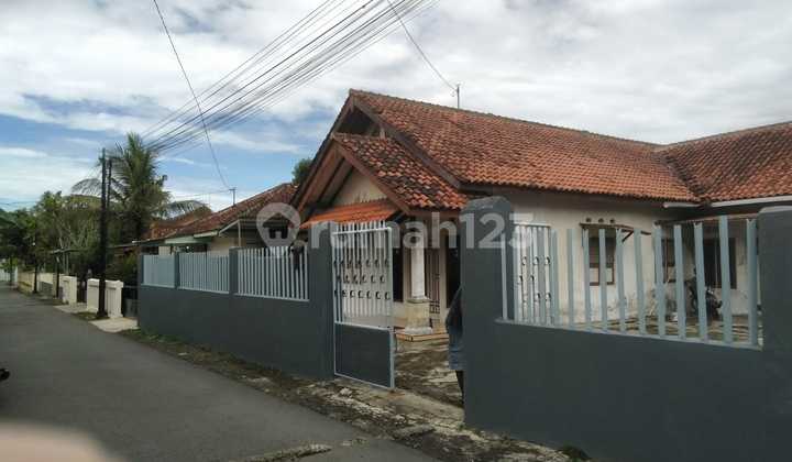 1-Story House with Strategic Location in Purwokerto, Suitable for Boarding, Homestay, or Business. 2