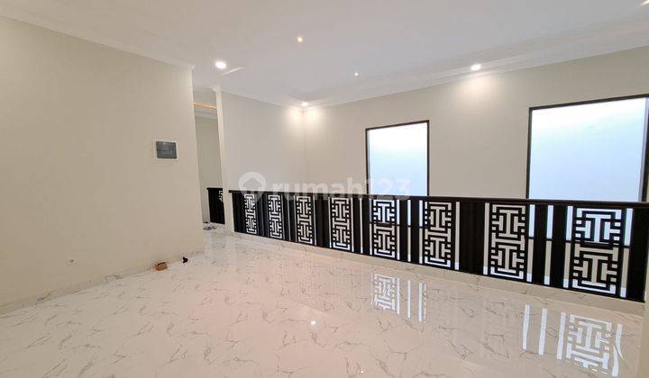 Dijual Rumah Cantik Modern Mewah di Cipinang Jakarta Timur 4