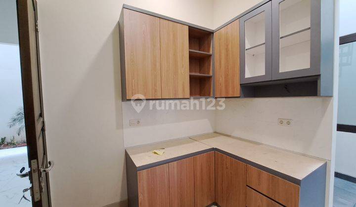Dijual Rumah Cantik Modern Mewah di Cipinang Jakarta Timur 7