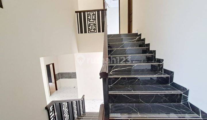 Dijual Rumah Cantik Modern Mewah di Cipinang Jakarta Timur 11