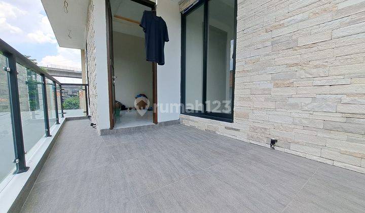 Dijual Rumah Cantik Modern Mewah di Cipinang Jakarta Timur 25