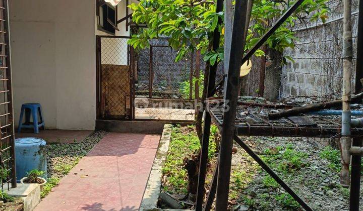 RUMAH 2 LANTAI + LEBIHAN TANAH LOKASI STRATEGIS DI CINERE DEPOK 2