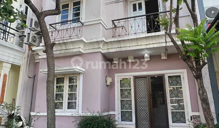 Ready-to-Occupy House in Raffles Hills Cibubur Ready-to-Occupy House in Raffles Hills Cibubur