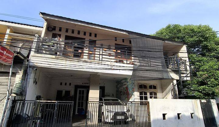 Rumah 2 Lantai Dekat Taman Mini Jakarta Timur 1