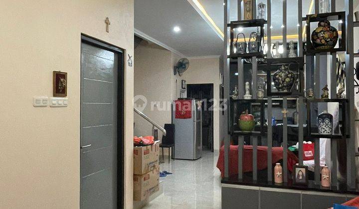 Di Jual Cepat Rumah Full Furnished 2 lantai  2