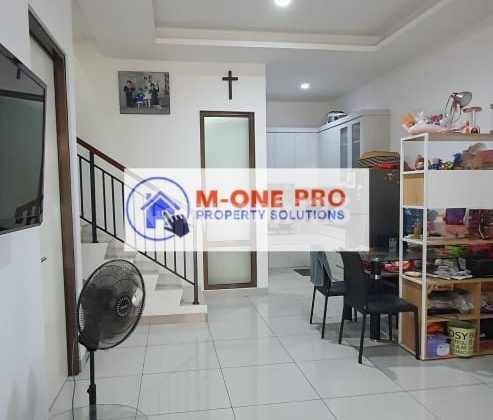 Di Jual Rumah 2 Lantai Harga di Bawah Pasaran 2