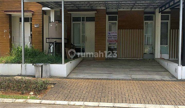 Di Sewakan Rumah Semi Furnished 2 Lantai 1