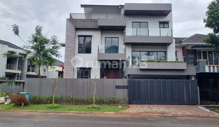 Premium Luxury House - Brand New in Delatinos BSD