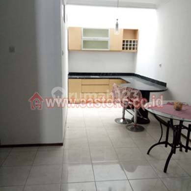 Dijual Cepat Rumah Daerah Kelapa Gading, Lokasi Strategis dan Ada 2 AC (Kg005148) 2