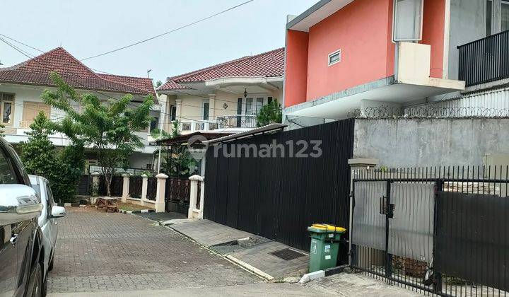 Rumah Selesai Renov di Lebak Bulus lokasi Sangat Strategis 2