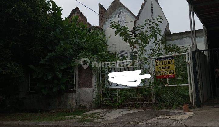 Dijual Rumah Tua Hitung Tanah di Bsd Nusa Loka 2