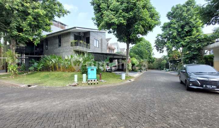 Dijual Rumah Hoek B U di De Latinos 2