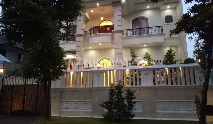 For Sale Luxury House With Swimming Pool In Pondok Indah