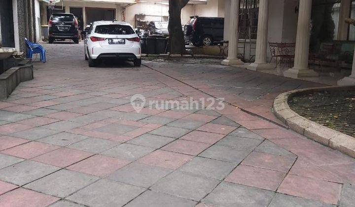 Dijual Rumah Mewah Luas di Kemang Selatan 2