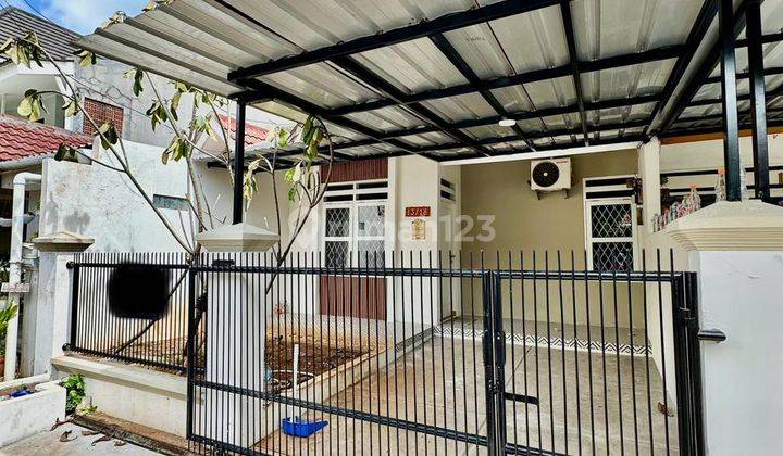 Dijual Rumah Cantik Siap Huni di Griya Loka Sektor 1.1 1