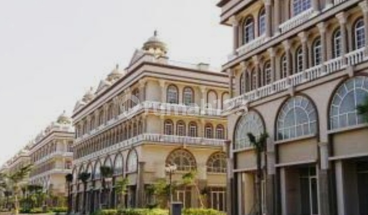 For Sale Cheap Ready-to-Use Shop House at Disedayu Square Ring Road Cengkareng.