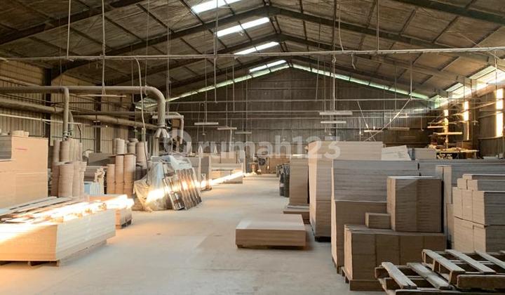 Dijual Cepat Pabrik Atau Gudang Furniture Lt 8000 SHM Di Curug