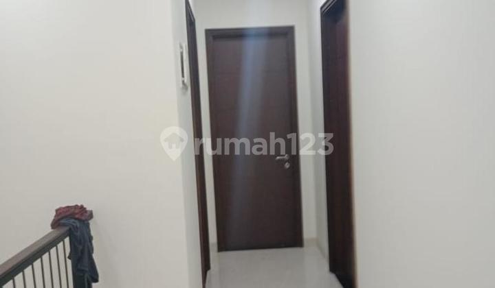 Dijual Cepat Rumah 2 Lantai Fully Furnished Mewah Golf Island Pik 2