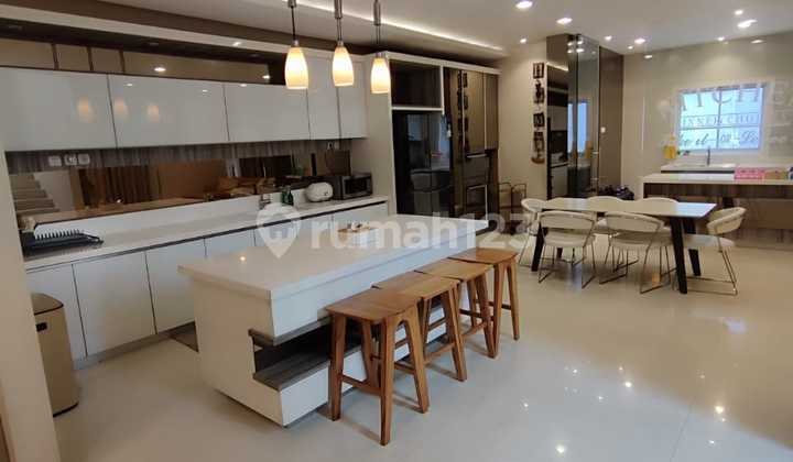 Rumah Bagus Furnished SHM di Bgm, Pik - Jakarta Utara , Jakarta Utara
