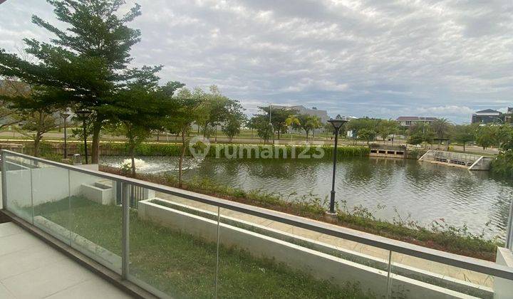 Dijual Rumah View Danau Luas 12X25 Di Golf Island Pik 1