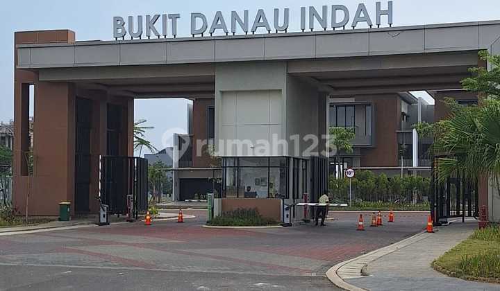 For Sale Quick Cheap Lot 300 in Bukit Danau Indah PIK 2 For Sale Quick Cheap Lot 300 in Bukit Danau Indah PIK 2