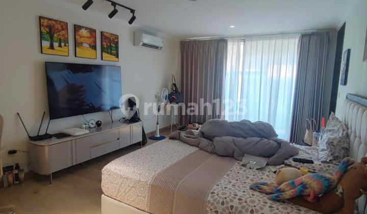 Dijual Cepat Rumah Mewah di Golf Island