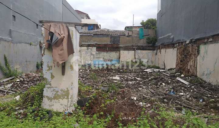 Cheap Sale of Ex-Old House Land in Pluit