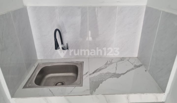 Khusus Wanita Kamar Kontrakan Kebayoran Lama Dekat Stasiun Kereta, Gandaria City 2