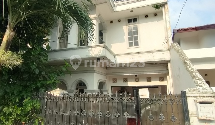 rumah Rumah seperti Villa di Jl. Kelapa Sawit Cinere Estate 2 Lantai Bagus 2