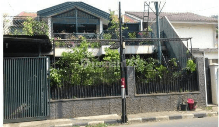 Dijual Rumah Menteng Lokasi Strategys 1