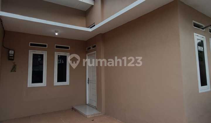 Dijual rumah lokasi strategis di pondok ungu permai  2
