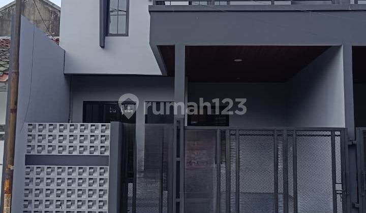 Dijual Rumah Mewah Siap Huni di Cluster Boulevard Hijau Harapan Indah Bekasi
