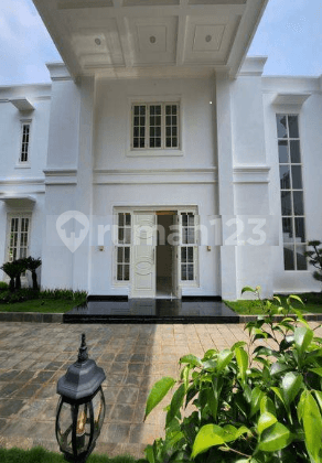 Dijual Rumah Siap Huni di Menteng Jakarta Pusat  1